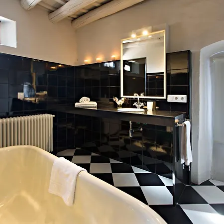Encis D'emporda -adults Only- * Casavells